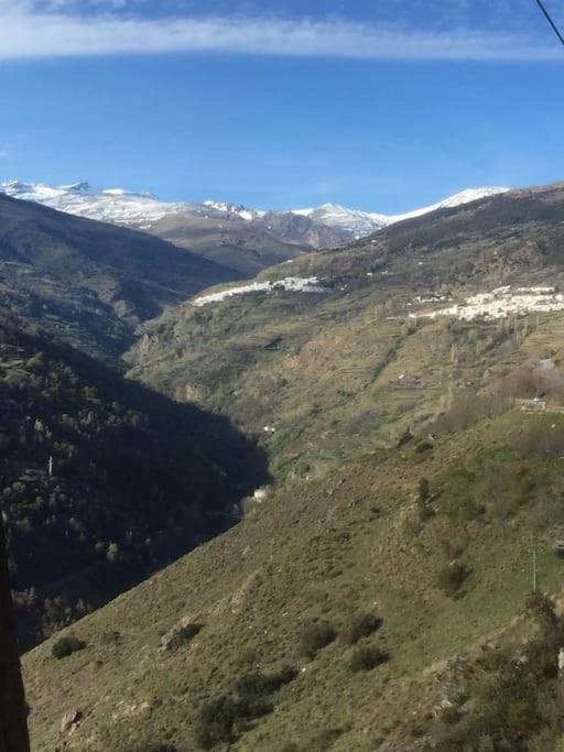 Pitres La Casa Rural De Paco Y Ana מראה חיצוני תמונה
