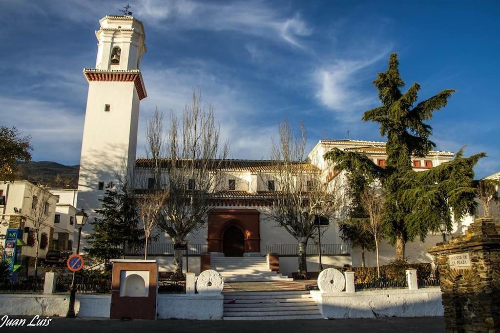 Pitres La Casa Rural De Paco Y Ana מראה חיצוני תמונה