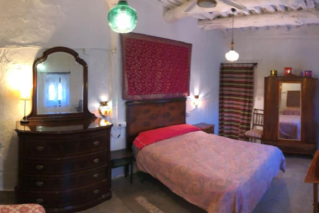 Pitres La Casa Rural De Paco Y Ana מראה חיצוני תמונה