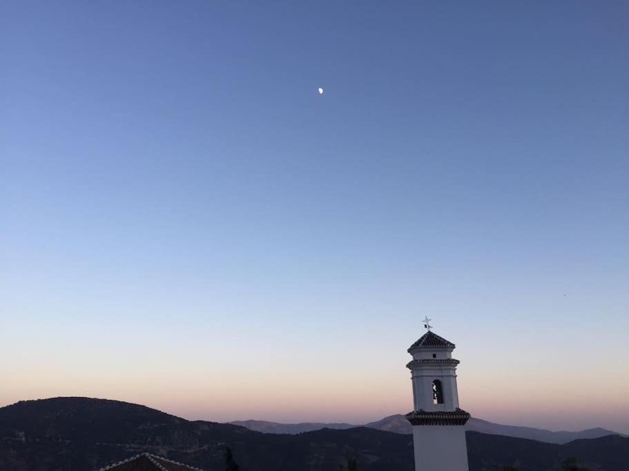Pitres La Casa Rural De Paco Y Ana מראה חיצוני תמונה